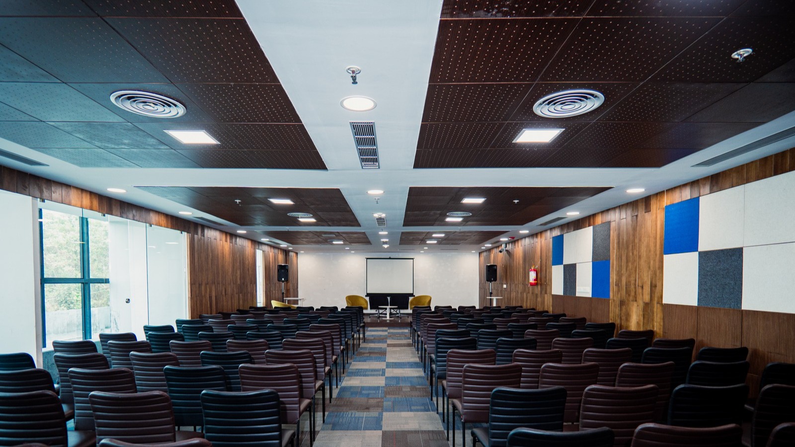 EVENT HALL 150 Seats (Projector and Sound included)