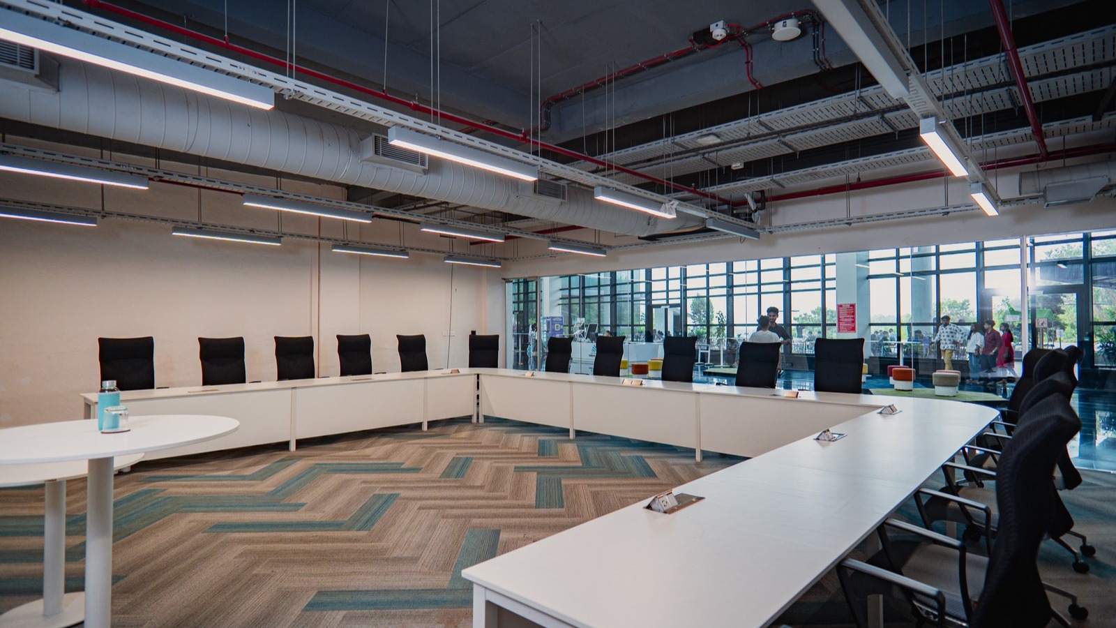 16 Seat - Conference Room